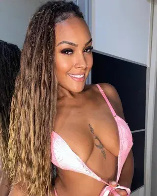 Rafaela Santos OnlyFans profile