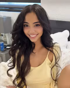 Aria 🌸 OnlyFans profile