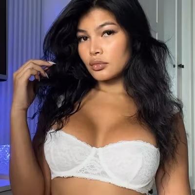 Mina OnlyFans profile