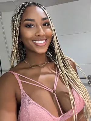 Laila ๐ฅ La Diosa Dominicana OnlyFans profile