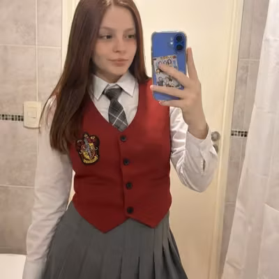 MIA 18 Freshly pregnant ๐ - Petite OnlyFans creator